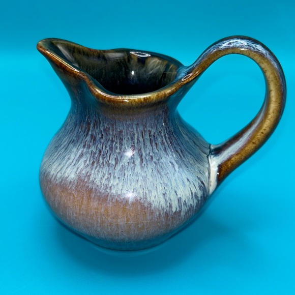 Bill Campbell art studio signed creamer - Picture 1 of 5